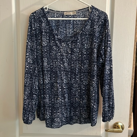 Faded Glory Tops - Faded glory navy/white blouse, size XL 16/18